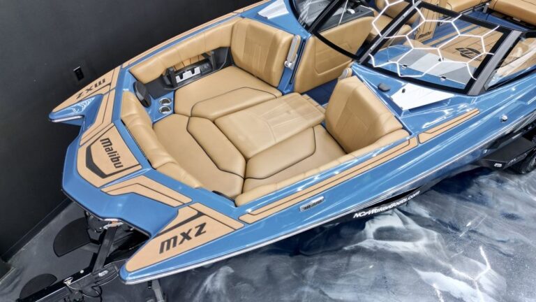 07049AC8-8944-473E-AE85-800720838289