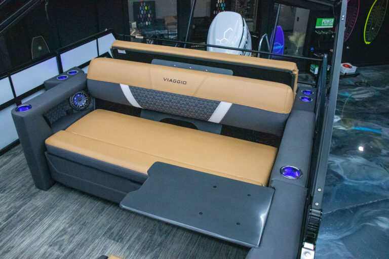 5EB843A2-FAD9-438A-BD58-7C4EDB1C53B3