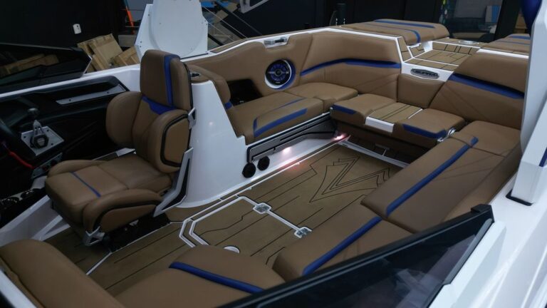 890D2EEF-E430-487F-8B45-AC782C501C37