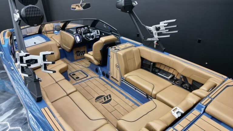 8E5BB542-CD4F-469A-8FFB-634F4D6A4761