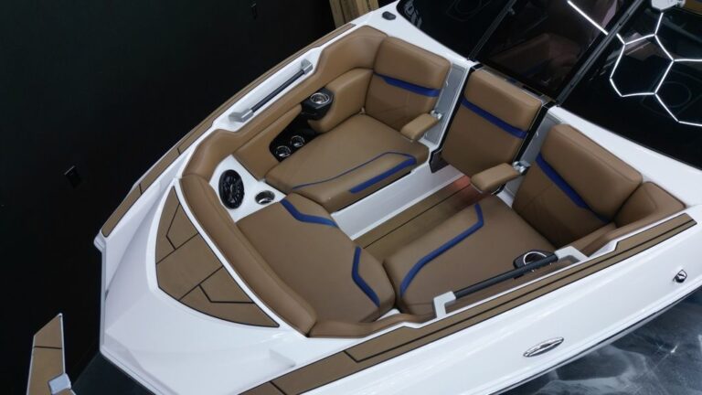 DE3D0F87-C78A-4039-8113-DCD9C0E60EC5