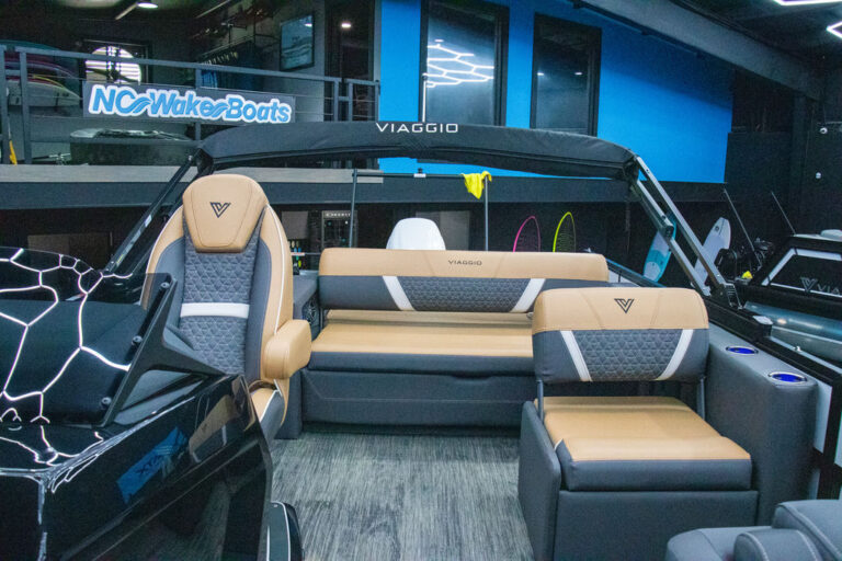 EDDF8DD6-2F3C-4FA3-9D38-673932BE83C1